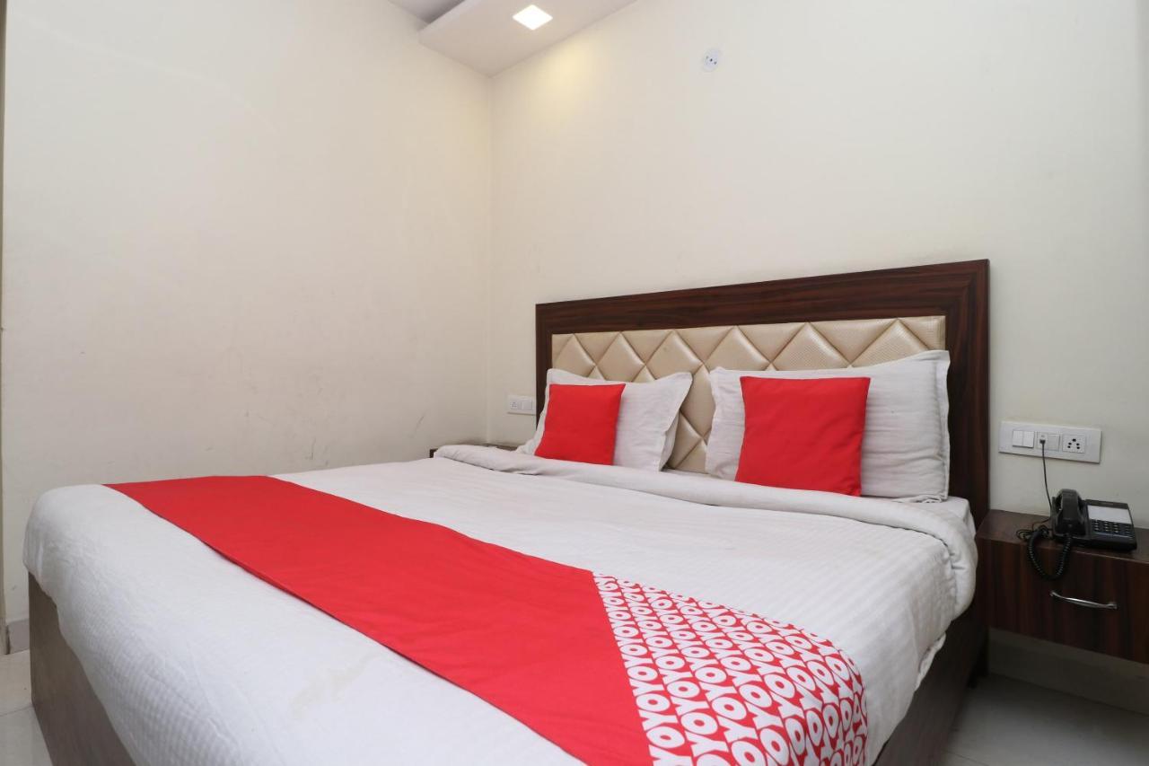 Hotel Golden Heart Amritsar Exteriör bild