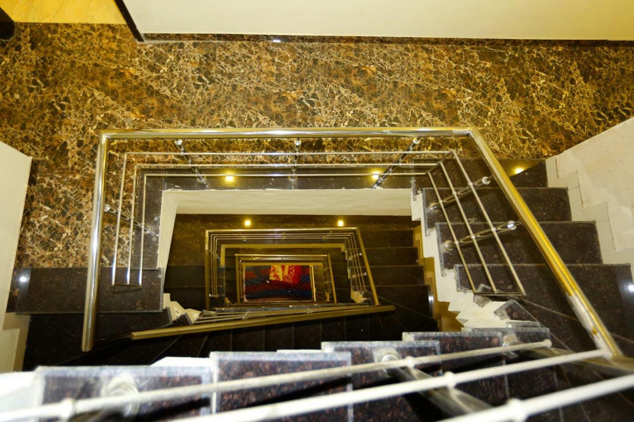 Hotel Golden Heart Amritsar Exteriör bild
