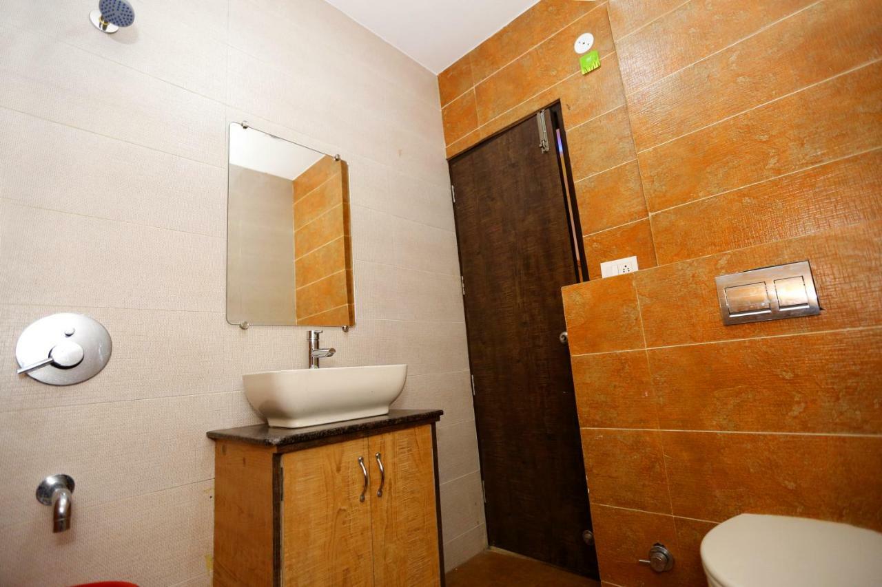 Hotel Golden Heart Amritsar Exteriör bild