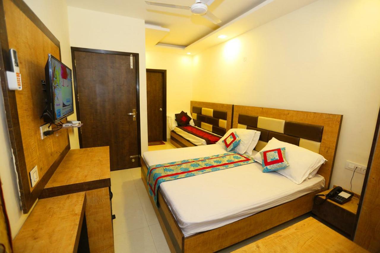Hotel Golden Heart Amritsar Exteriör bild