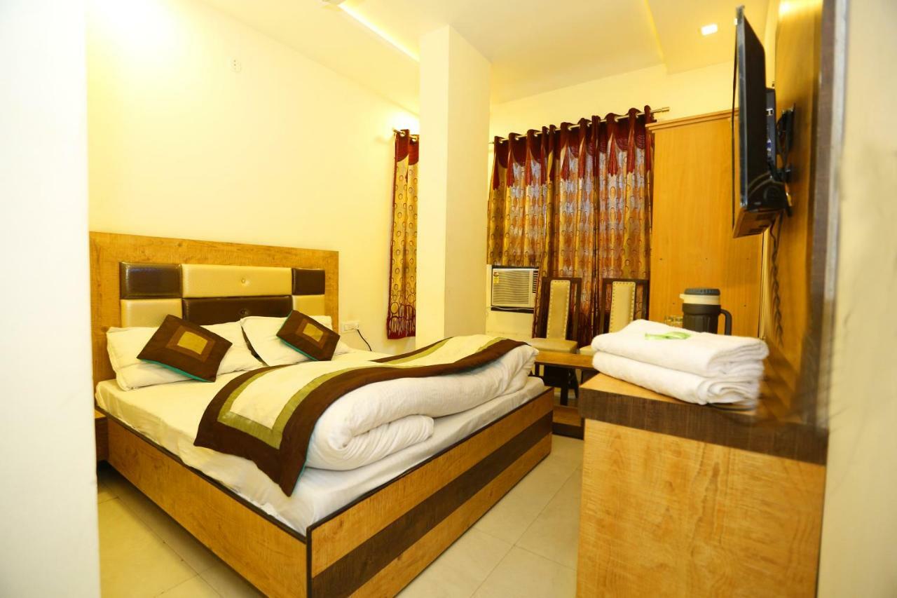 Hotel Golden Heart Amritsar Exteriör bild