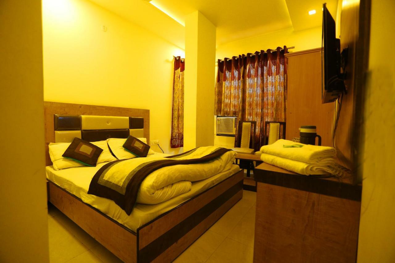 Hotel Golden Heart Amritsar Exteriör bild